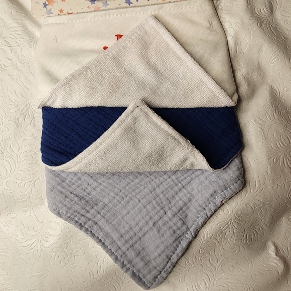 Baby Bibs and Sunglasses 4 Pc Set Red White & Dude 4th of July Gift Set NWT - Picture 4 of 4